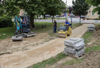 ODRŽAVANJE KOMUNALNE INFRASTRUKTURE U tijeku su radovi na uređenju staze od Arnoldova ulice prema Domu zdravlja