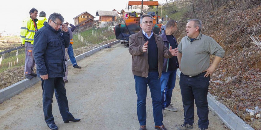 asfaltiranje2-salinovec-181219.jpg