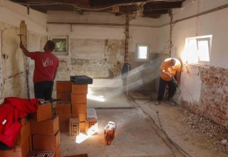 Počeli su radovi na rekonstrukciji i dogradnji objekta na nogometnom stadionu Ivanec