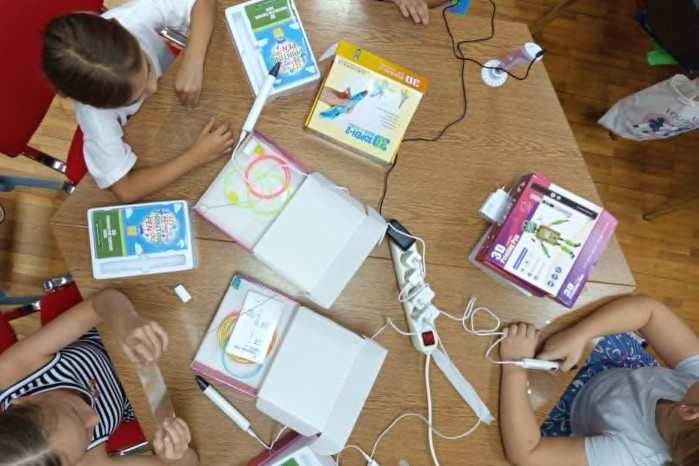 GRADSKA KNJIŽNICA Održana radionica digitalne pismenosti kroz rad s 3D olovkama