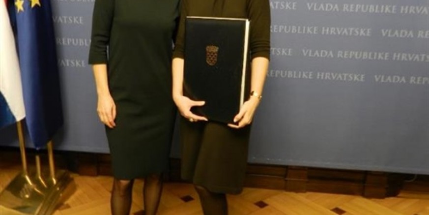 Volonterki Ivanečkog sunca Emi Možanić Državna nagrada za humanitarni rad