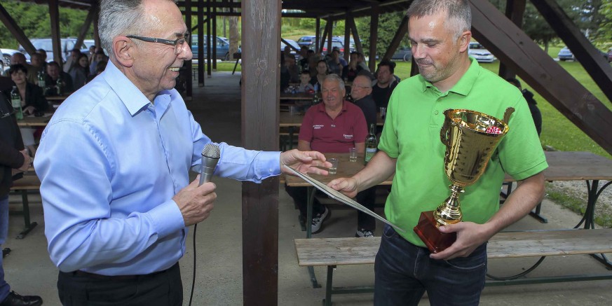 UDRUGA VINOGRADARA PEHARČEK IVANEC Održana 24. izložba vina berbe 2022. godine