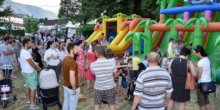 DANAS SE OTVARA VELIKI ZABAVNI PARK ZA DJECU I MALIŠANE Doznajte kakav program i kakve animacijske sprave dočekuju našu djecu