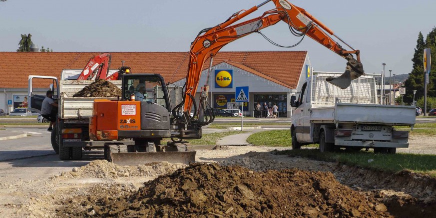 Započeli radovi na drugoj fazi uređenja odvojka Ulice Petra Preradovića