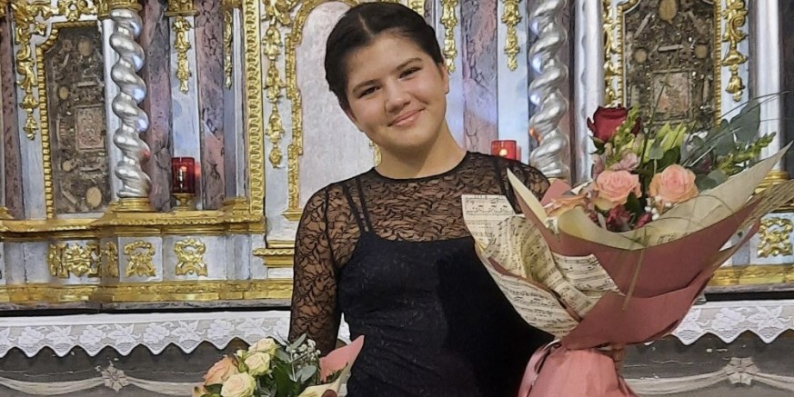 nika sincek.jpeg