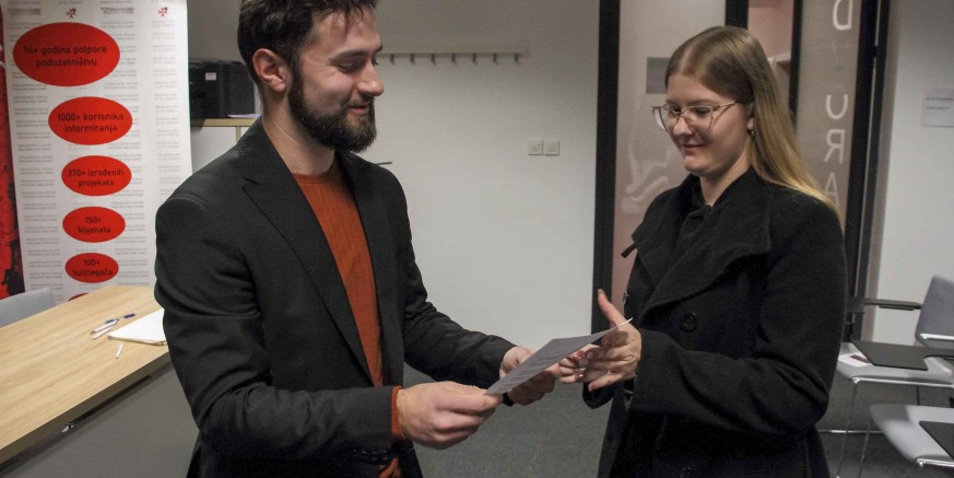 DODIJELJENE STIPENDIJE GRADA IVANCA ZA AK. GODINU 2023./2024.  Grad Ivanec raspisat će novi natječaj za dodjelu još 13 stipendija