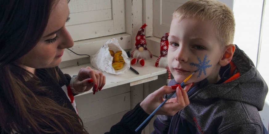 facepainting-301223.jpeg
