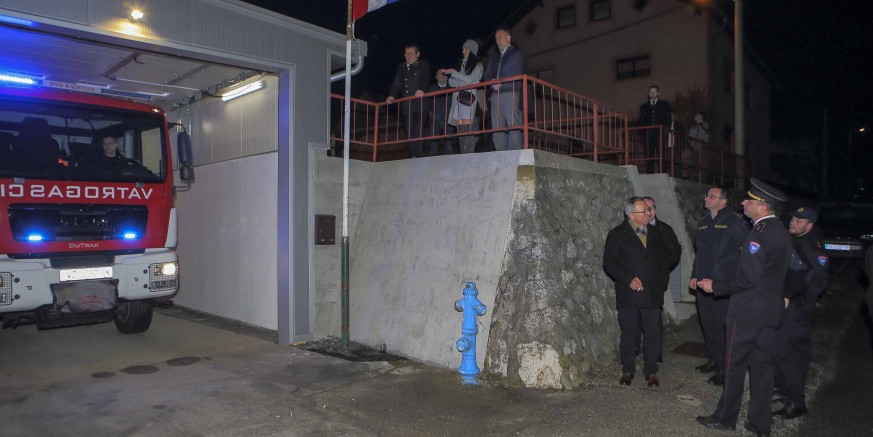 DVD RADOVAN Radovanskim vatrogascima nova garaža za smještaj navalnog vozila i opreme