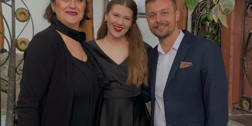 EVA PONOVNO ODUŠEVLJAVA Mlada ivanečka sopranistica prva na međunarodnom festivalu u Bijeljini!