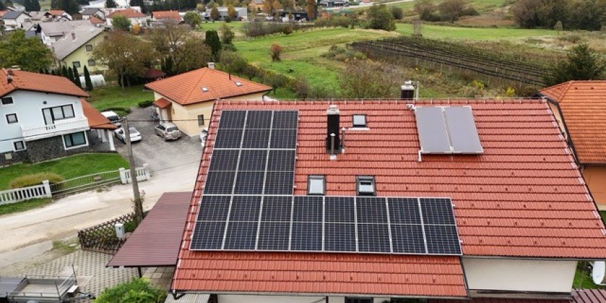 OBITELJSKE KUĆE Grad Ivanec objavio Javni poziv za dodjelu bespovratnih sredstava građanima za energetsku obnovu obiteljskih kuća (od 663 € do 1.990 €)