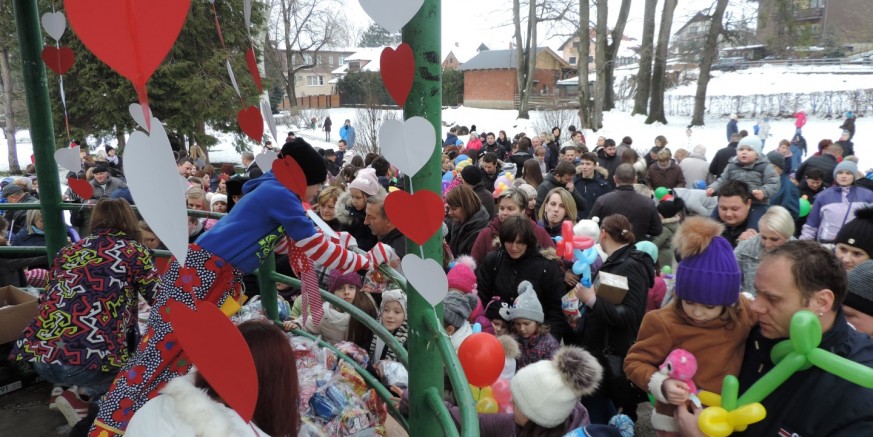 U gradskom parku održana manifestacija Zebice – tičeki se ženiju