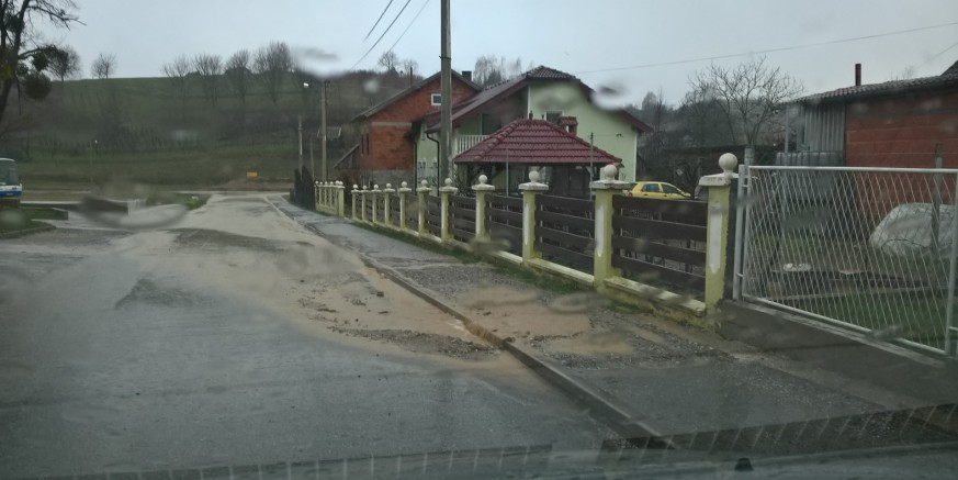 WP_20180331_17_04_34_Pro gačice nogostup.jpg