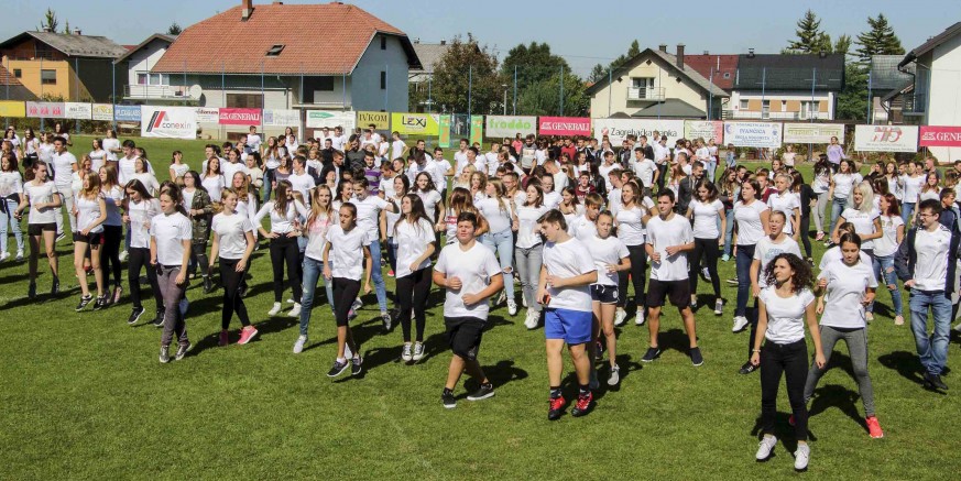 dan sporta5-srednja skola-280918.jpg