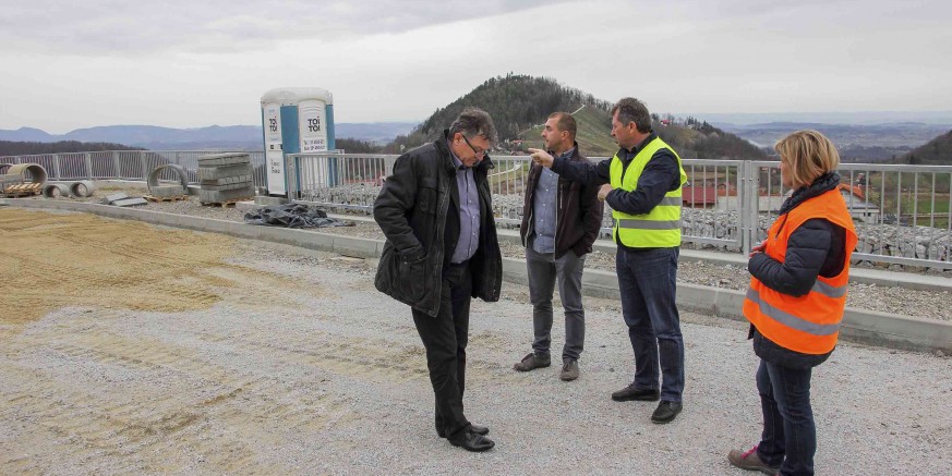 EU PROJEKT Nastavljeni radovi na gradnji ceste Prigorec – Šumi i parkirališta na Rapikovcu