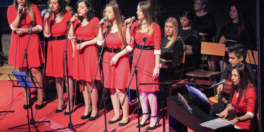 U petak, 27. prosinca, Kaliope pjevaju božićne pjesme kod Gradske vijećnice