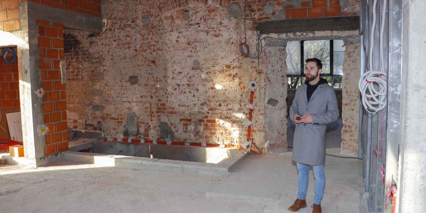 BIVŠI RETRO Završetak i otvaranje prostora za Klub mladih, KUD R. Rajter i druge udruge još ove godine