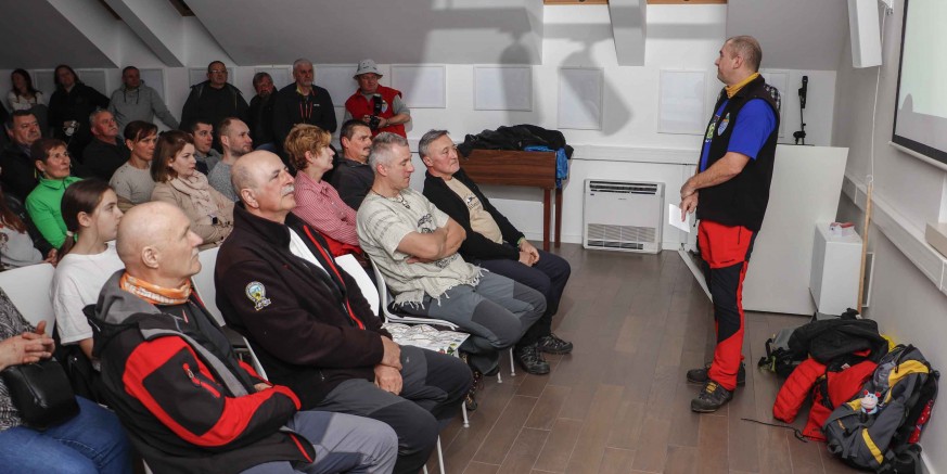 Planinarski klub Ivanec održao prezentaciju o usponu alpinističke ekipe na „krov“ Afrike