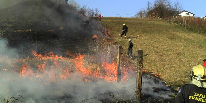 POLICIJA UPOZORAVA Za građane koji iz nehaja izazovu požar kazna od 2.000 do 15.000 kn