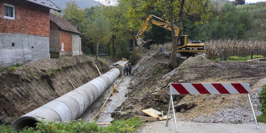 Hrvatske vode i Grad Ivanec zajedno rješavaju problematičnu lokaciju na potoku Željeznica