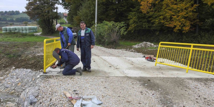 Uređen je potok Tužno u Lovrečanu i sagrađen novi most