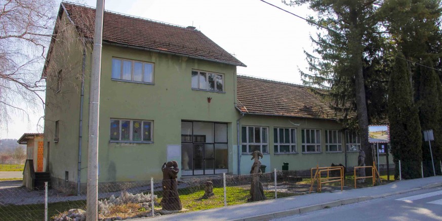 Krenule pripreme za adaptaciju stare škole u Salinovcu za rad udruga i mjesnog odbora