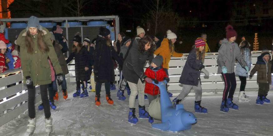 ADVENT U IVANCU U petak lutkarska predstava Dječjeg vrtića Ivančice i božićni koncert KUD-a R. Rajter