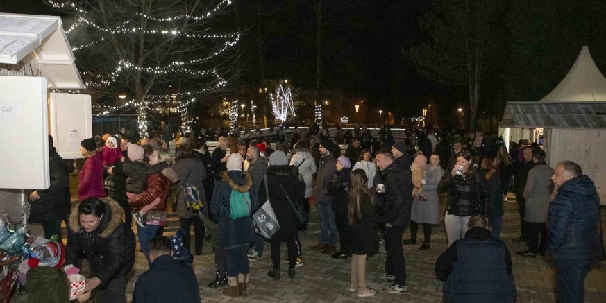 advent koncert i lutkarska predstava.jpg