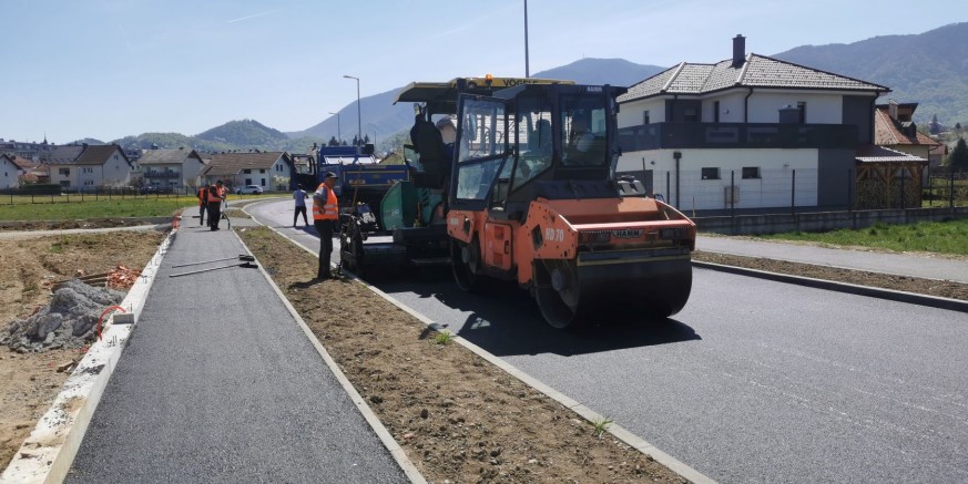 PRERADOVIĆEVA  Završavaju radovi vrijedni više od 2,7 milijuna kuna, iscrtavanje cesta  idući tjedan