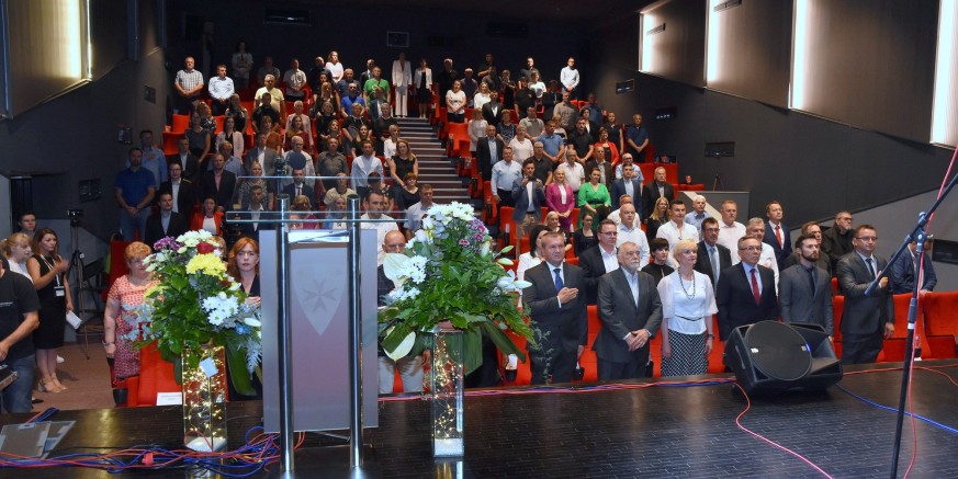 SVEČANA SJEDNICA GRADSKOG VIJEĆA U svečanoj atmosferi upućene i snažne političke poruke
